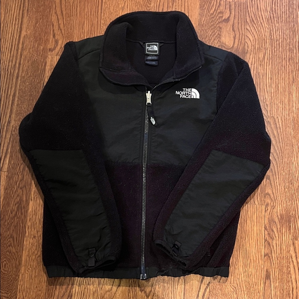 The North Face Kid’s Black Fleece Jacket